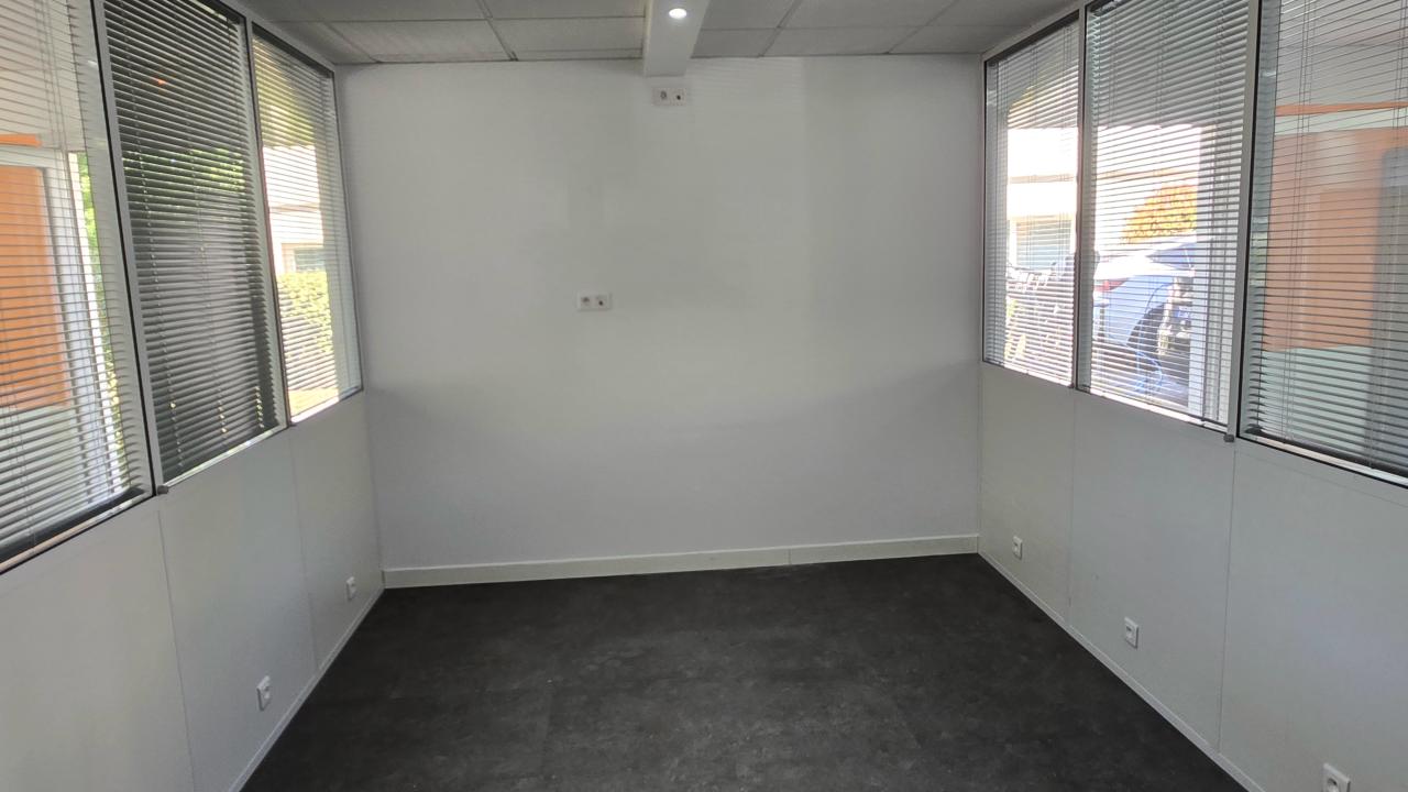 Bureau Gémenos 126m² Vente bureau Gémenos Bouches-du-Rhône OVBUR2528693 5